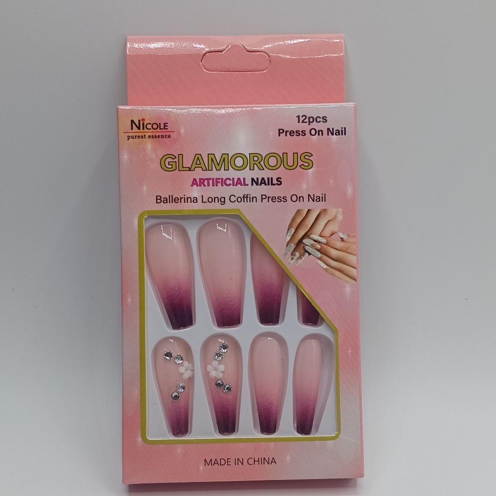 Nails (press on nails)
